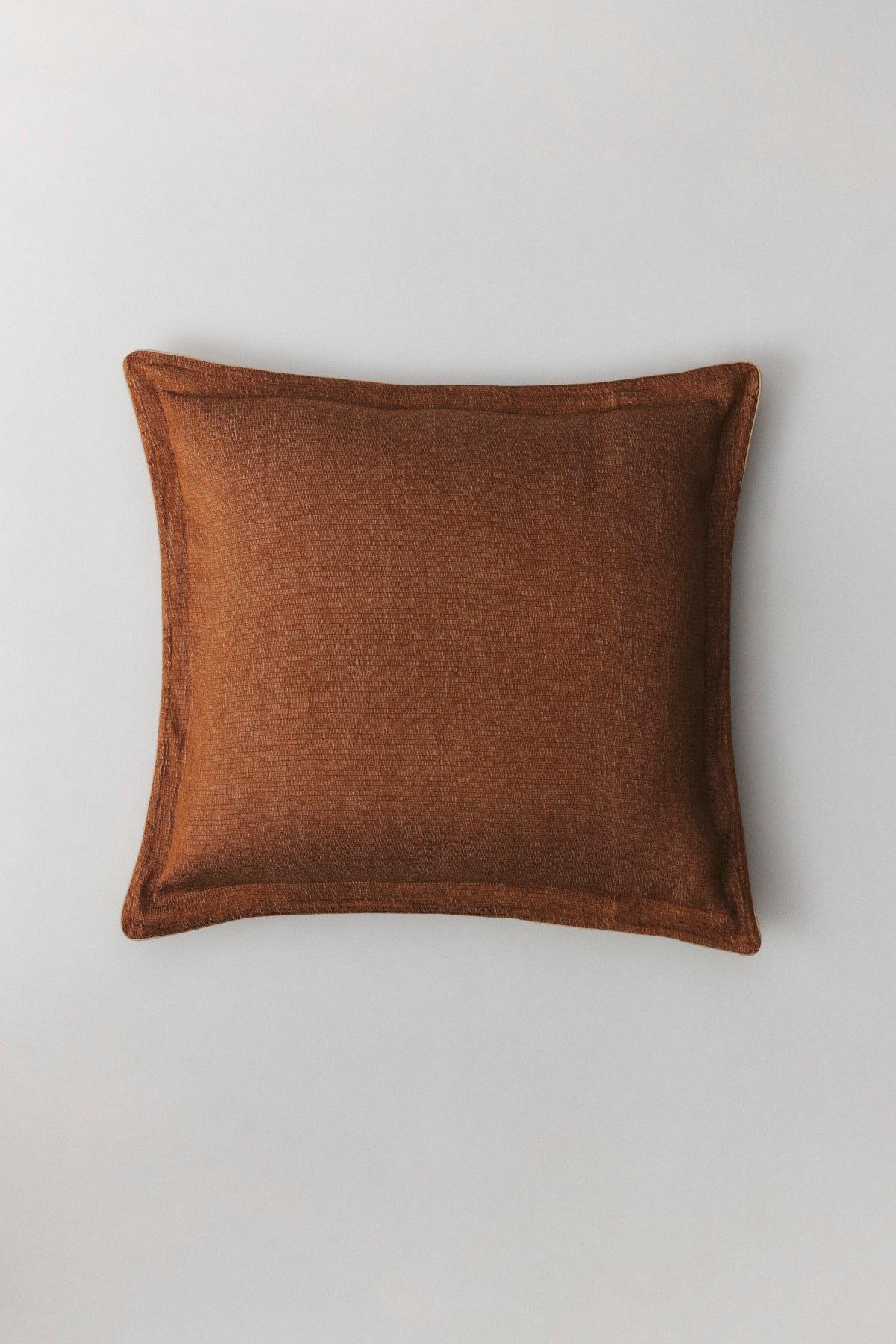 Kamelya Cushion