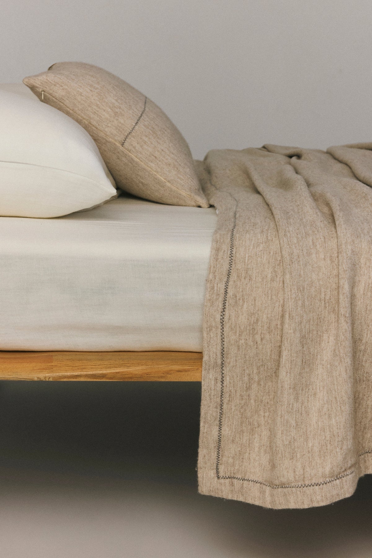 Talin Wool Bed Cover