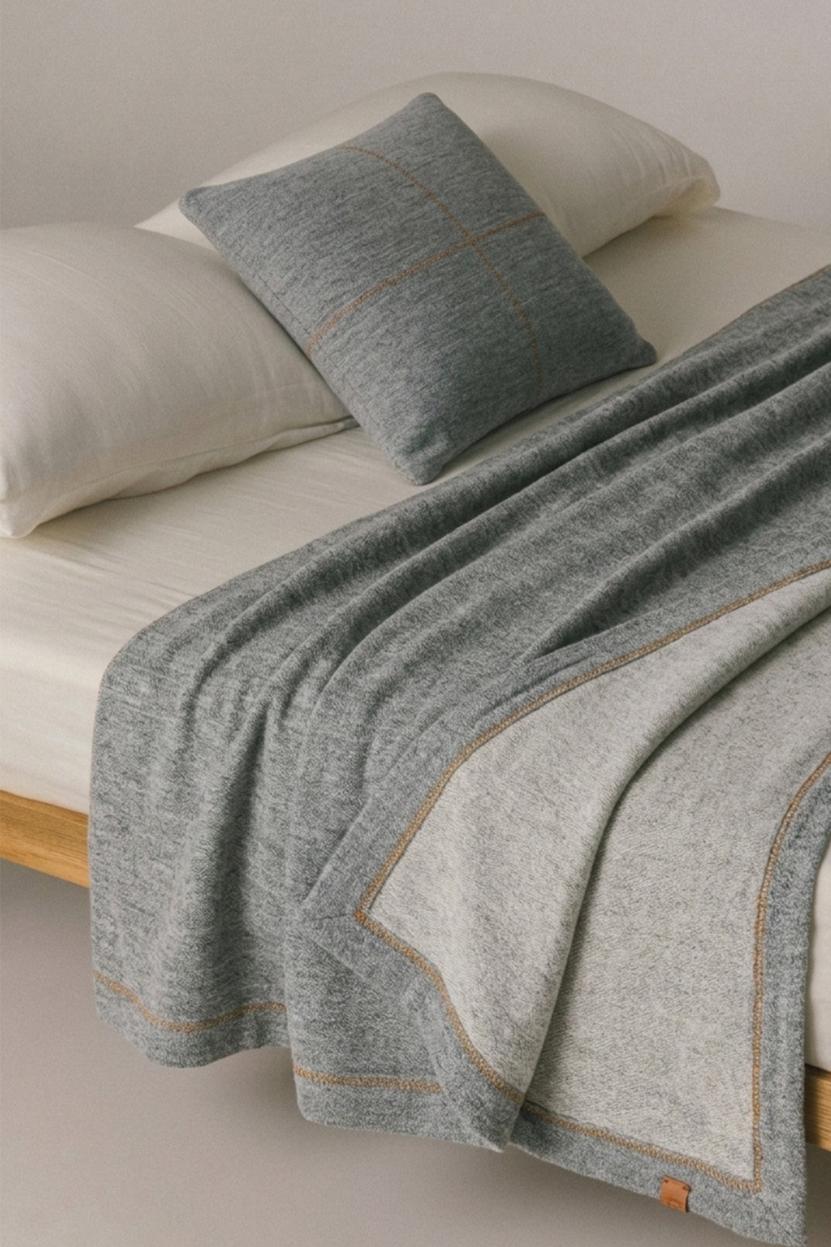Talin Wool Bed Cover