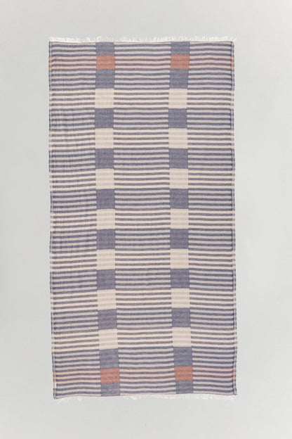 Strada reversible peshtemal with block pattern weave in two colors