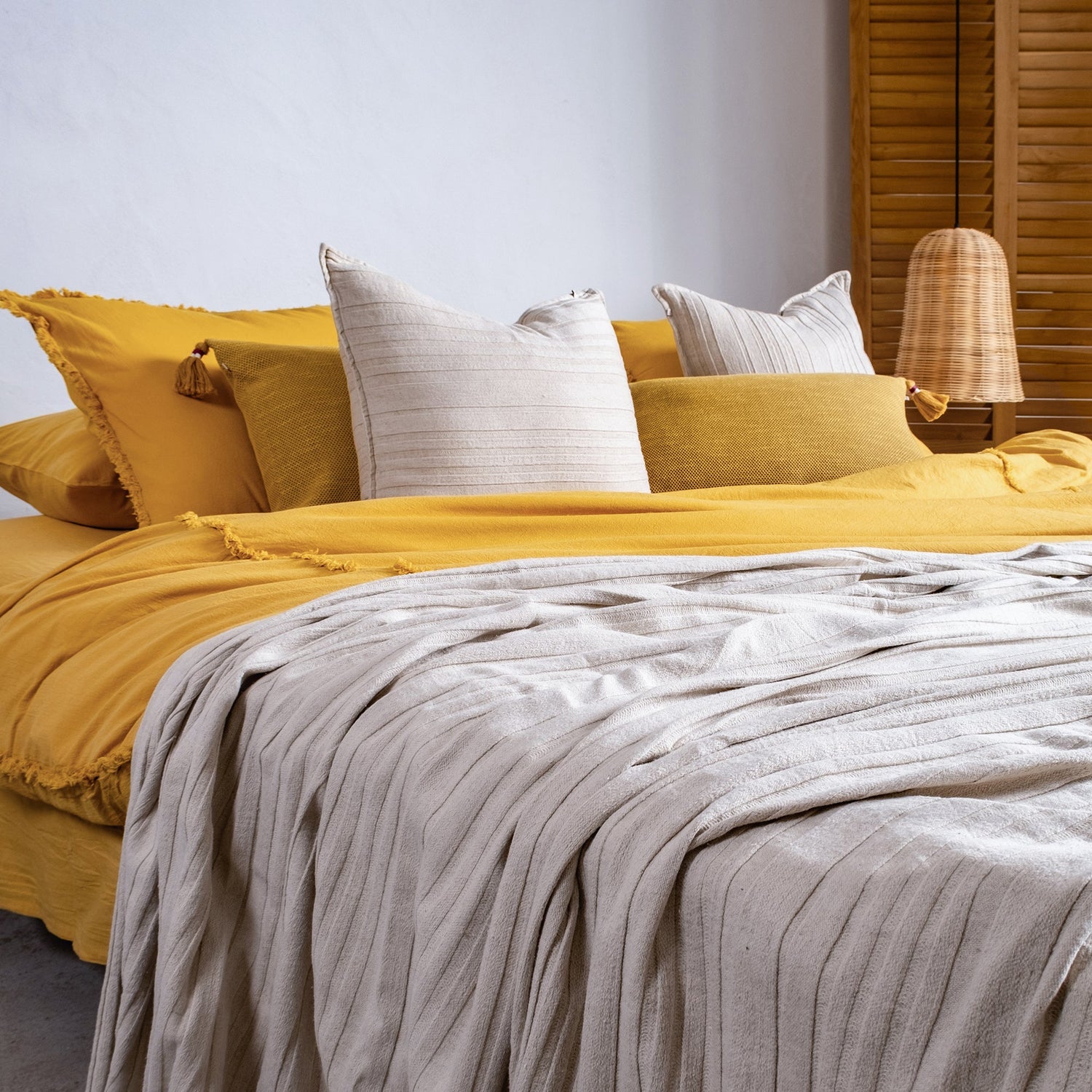 Sia Linen Bedspread