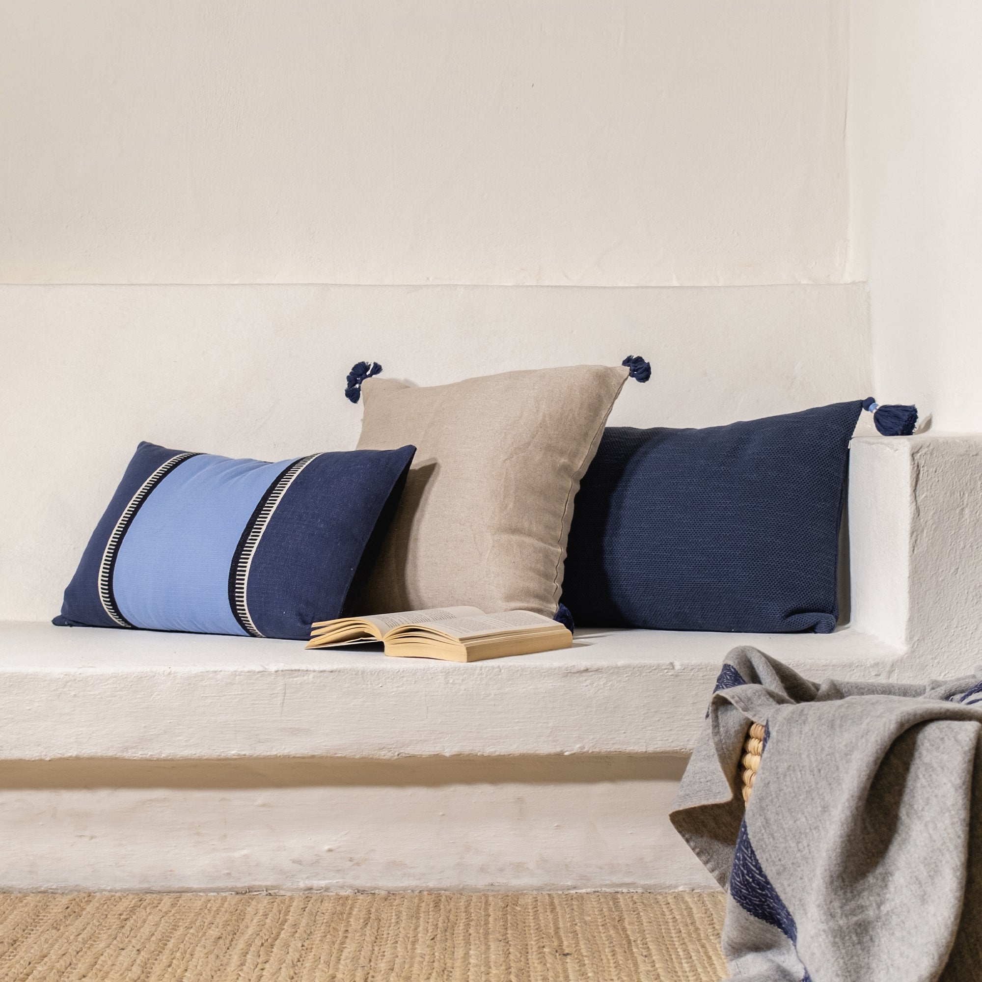 Olivia Cushion