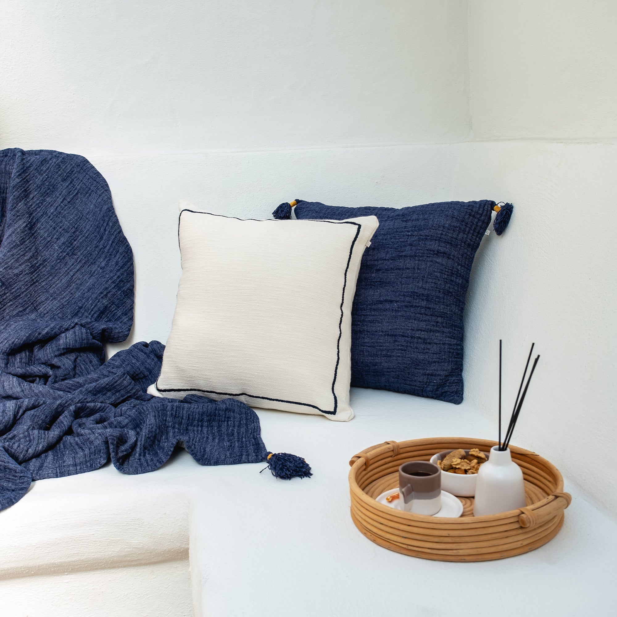 Demre Cushion