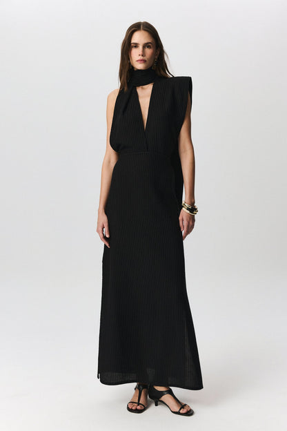 Della TENCEL dress with flowing silhouette and versatile tie details