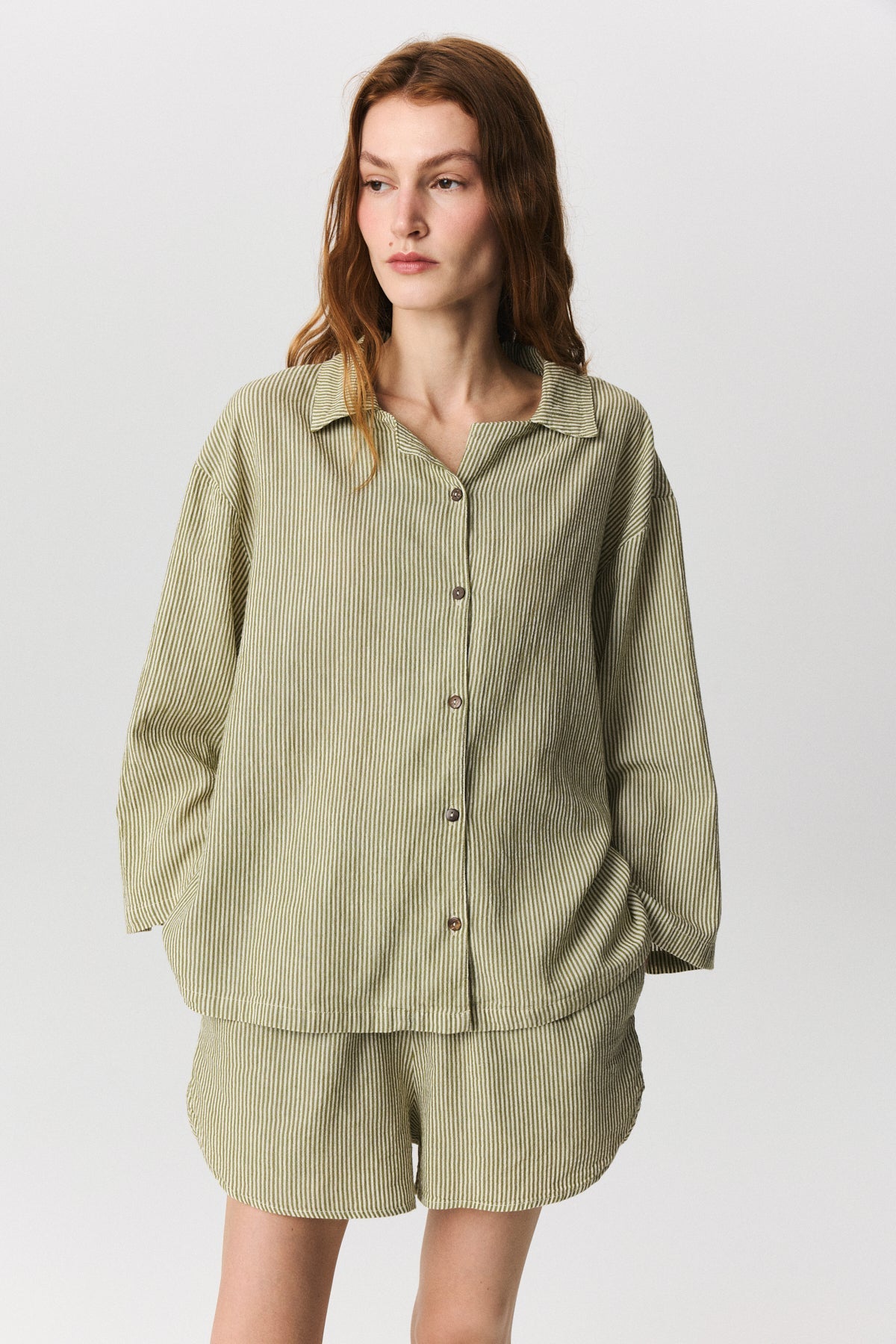 Nina Linen Shorts