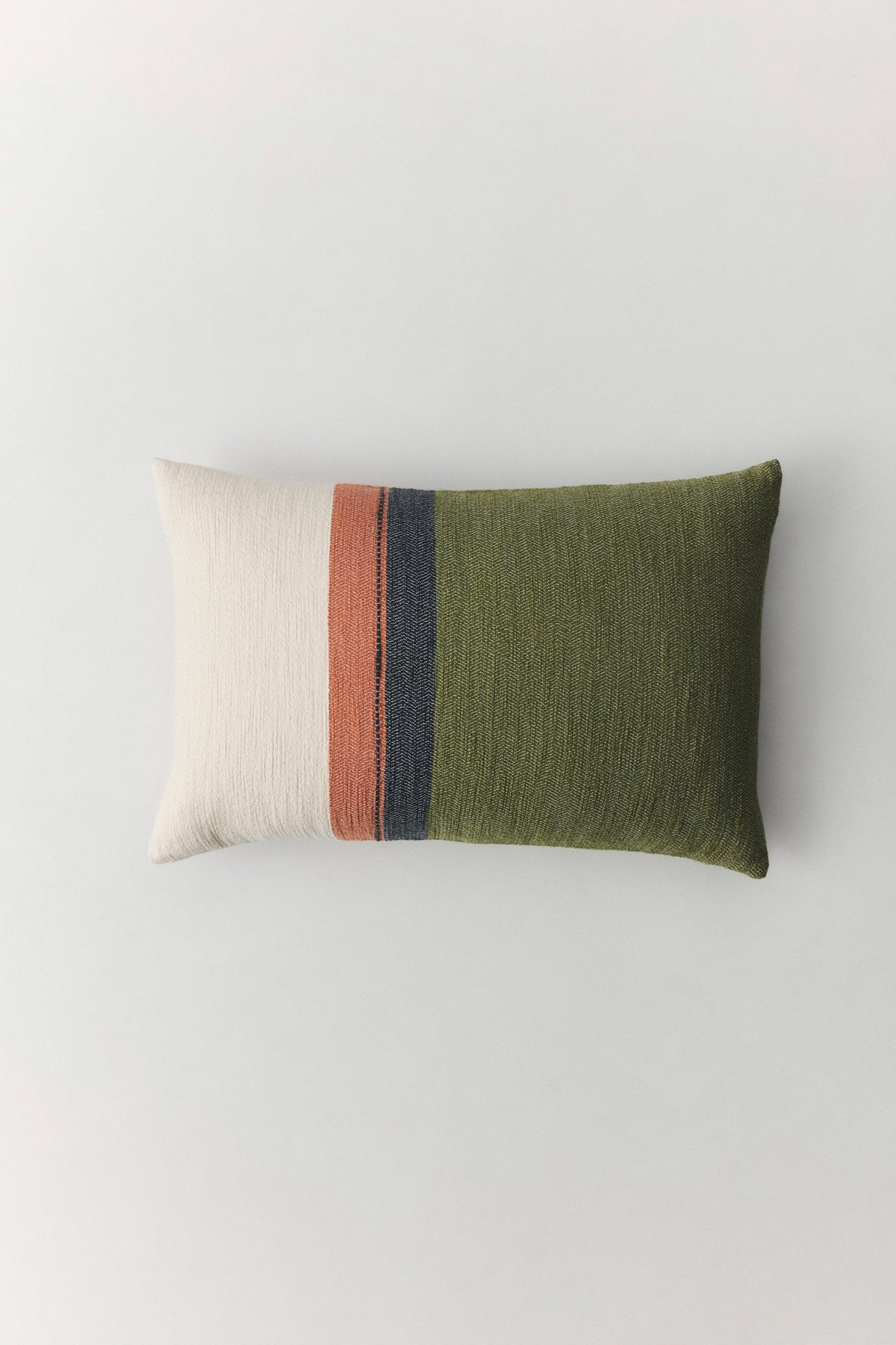 Monte cotton cushion with tricolor colorblock design