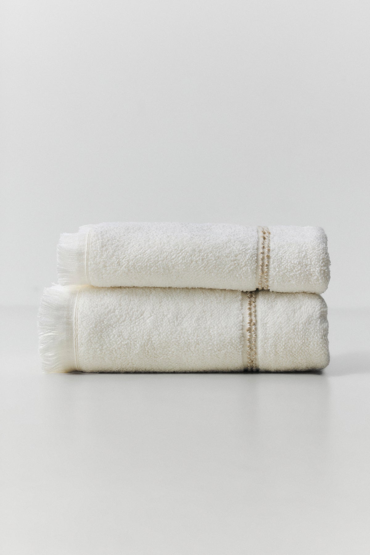 Riso cotton towel in soft, natural texture
