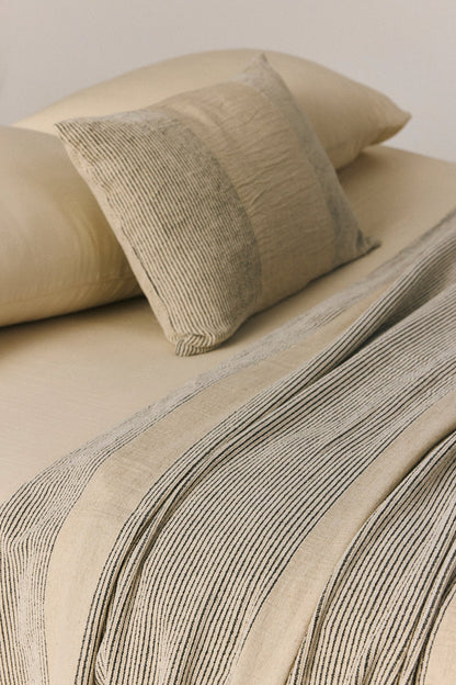 Korfu Linen Coverlet