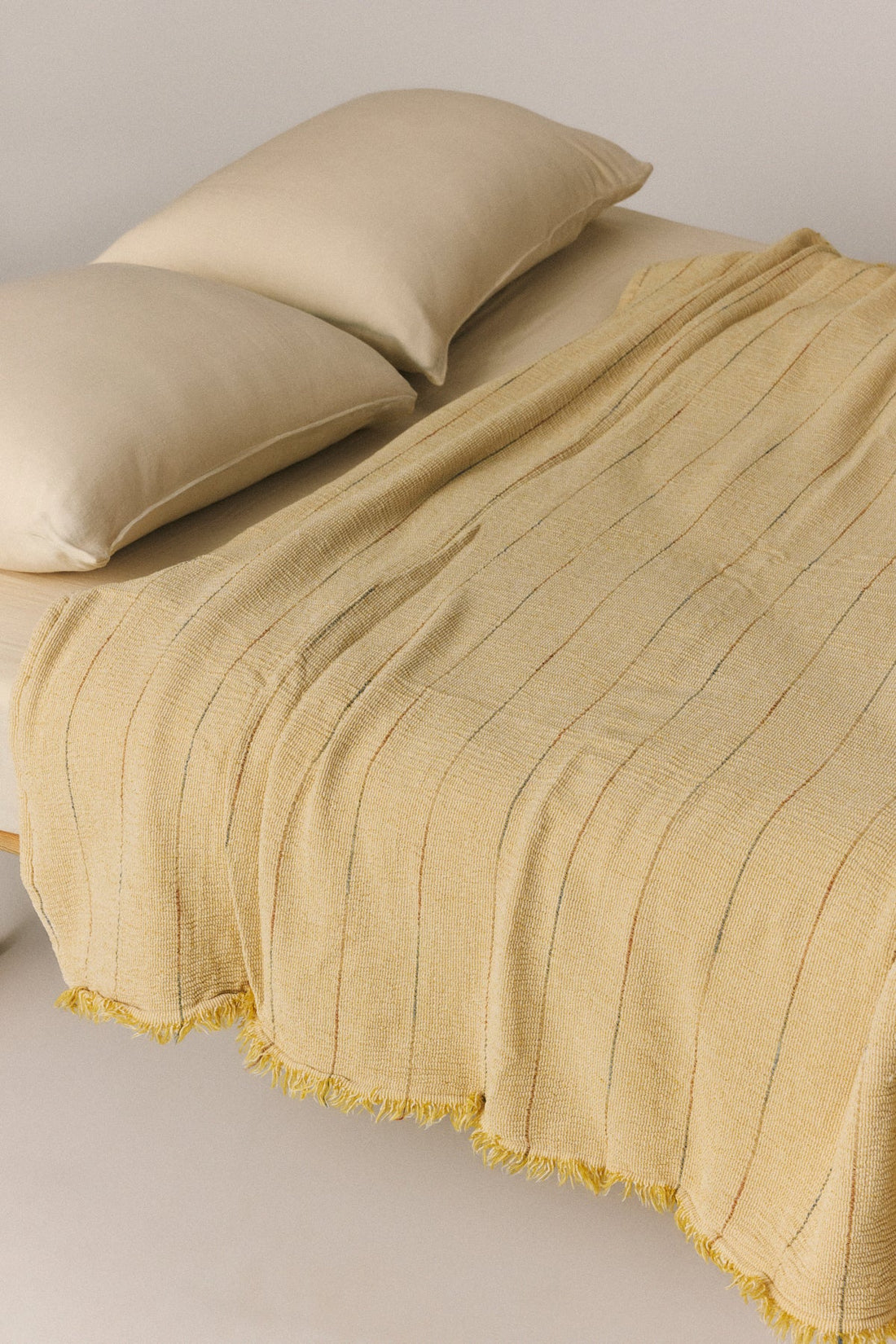 Ambra Welsoft Throw with cotton and recycled polyester welsoft surface