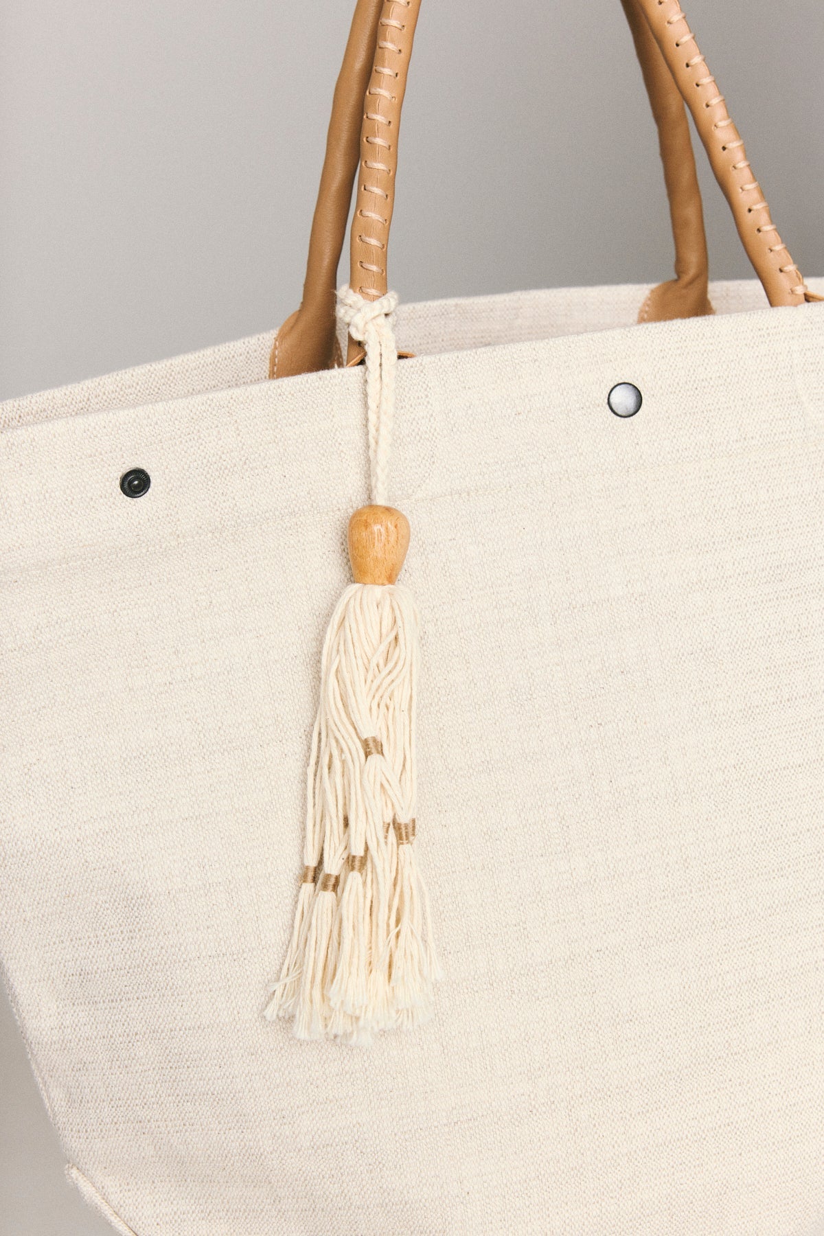 Atelia Shoulder Bag