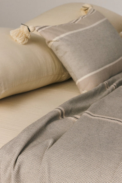 Brunella Wellsoft Throw