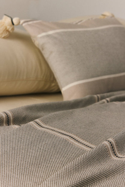 Brunella Wellsoft Throw