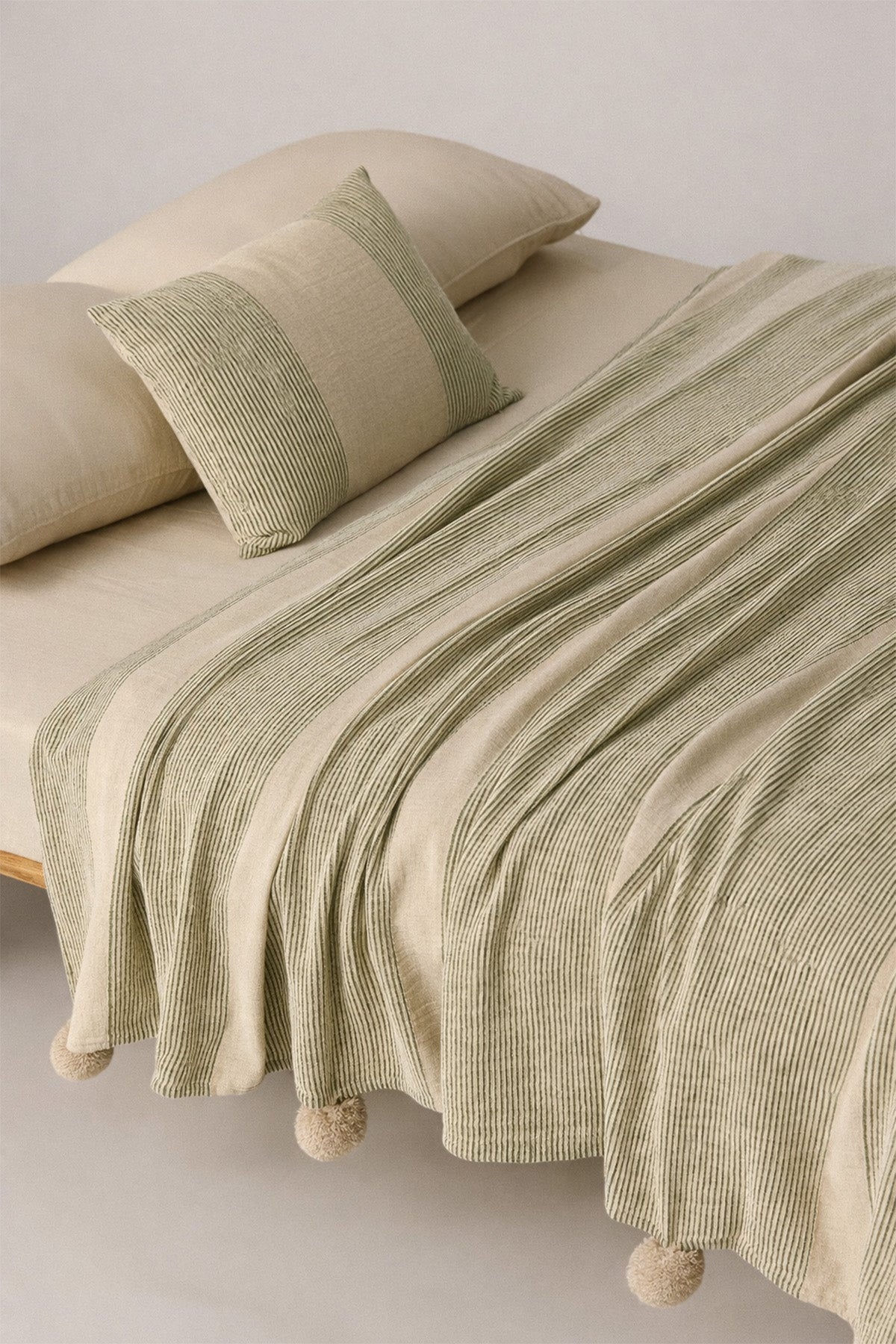 Korfu Linen Coverlet