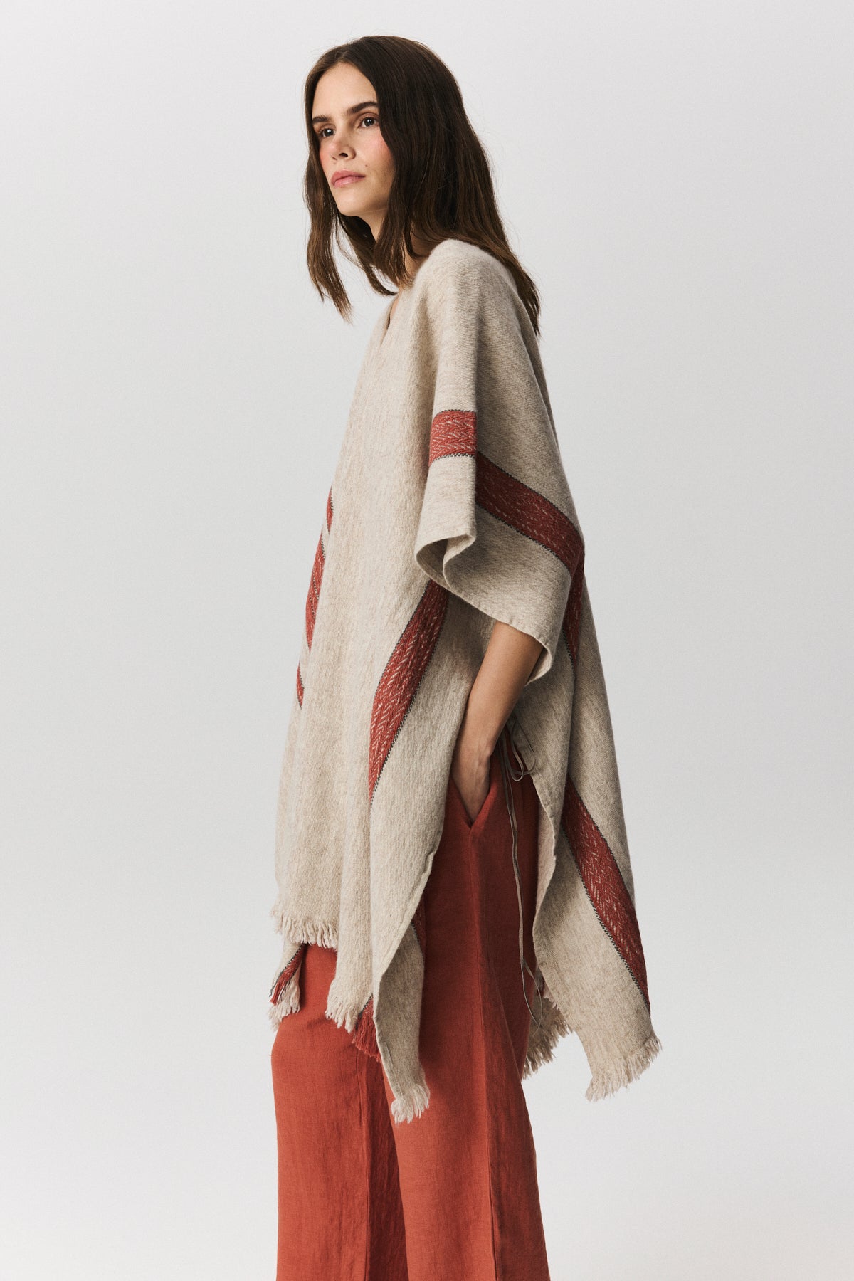 Lana Wool Poncho