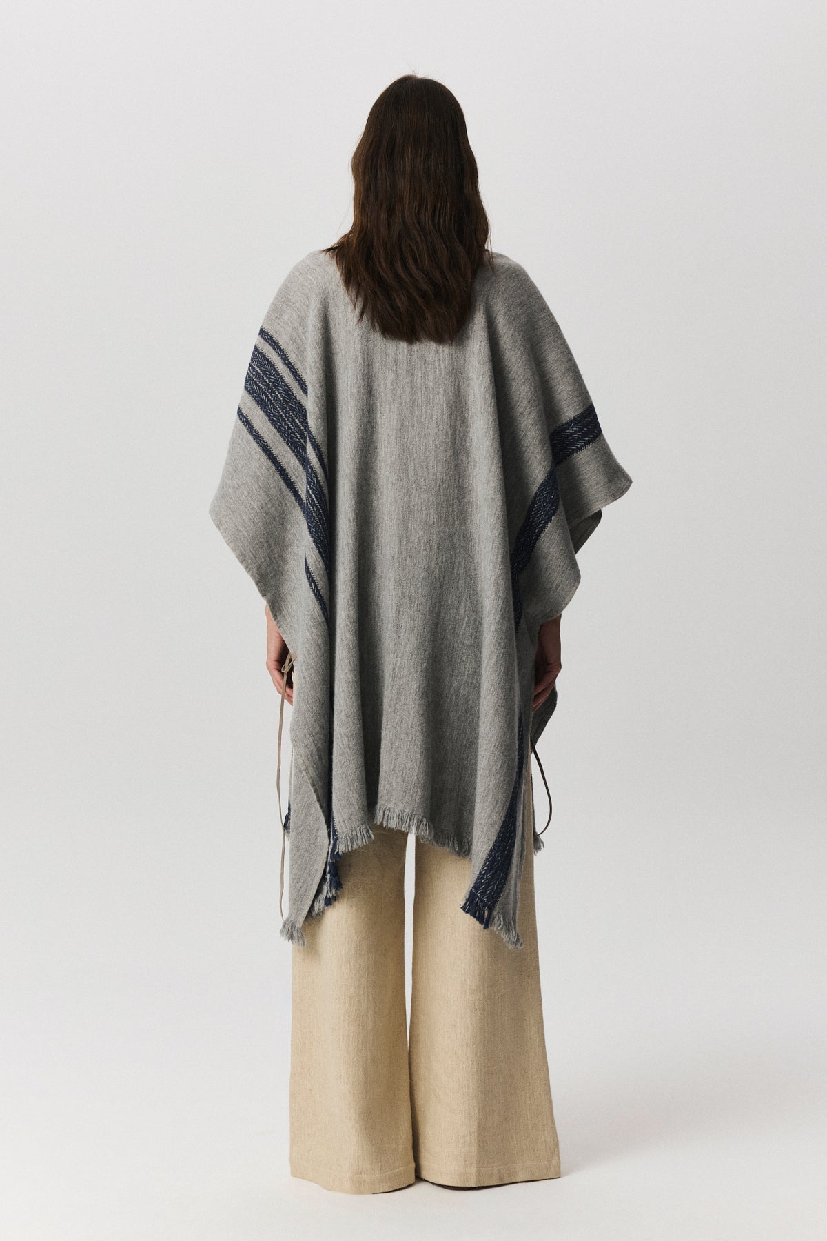 Lana Wool Poncho
