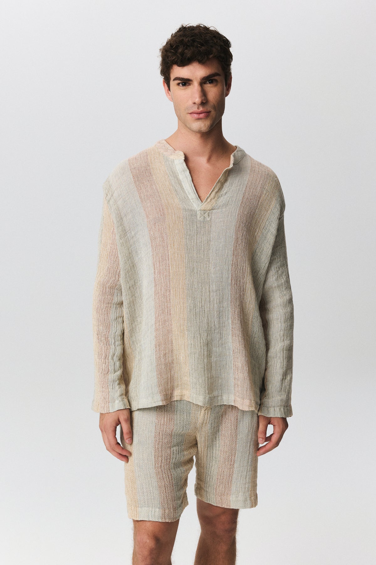 Tierra mandarin collar shirt in yarn-dyed cotton-linen with concealed placket