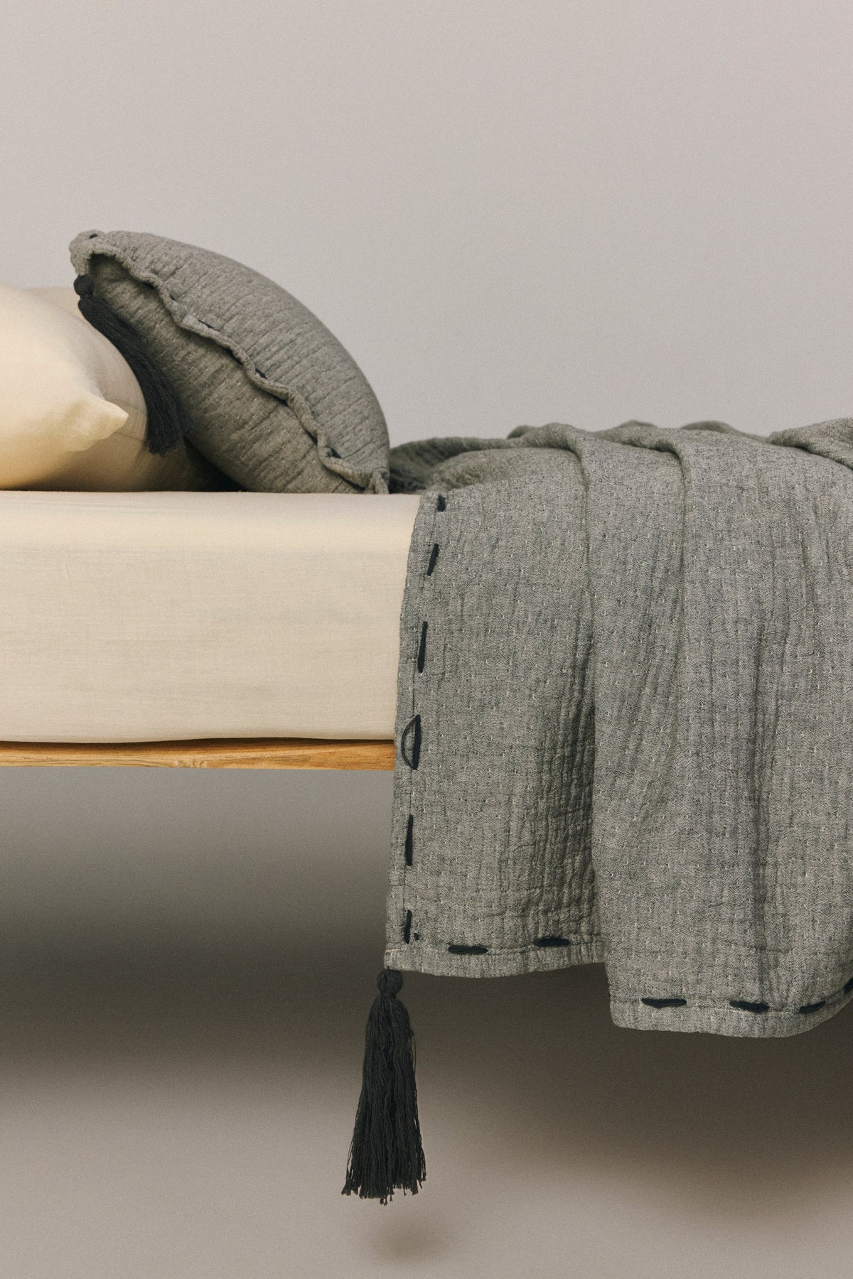 Valen Bedspread